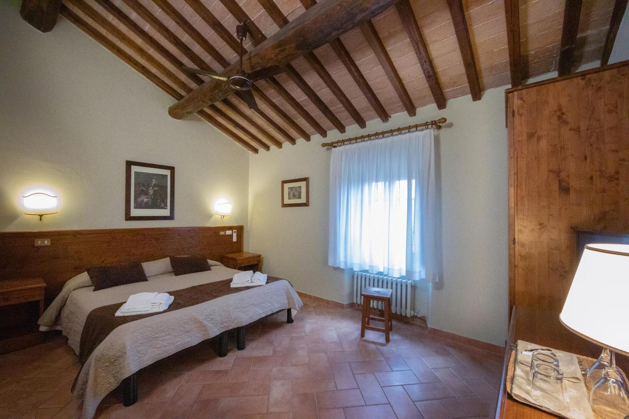 Tenuta Decimo - Il Borgo Di Mariano ซานจีมิญญาโน ภายนอก รูปภาพ