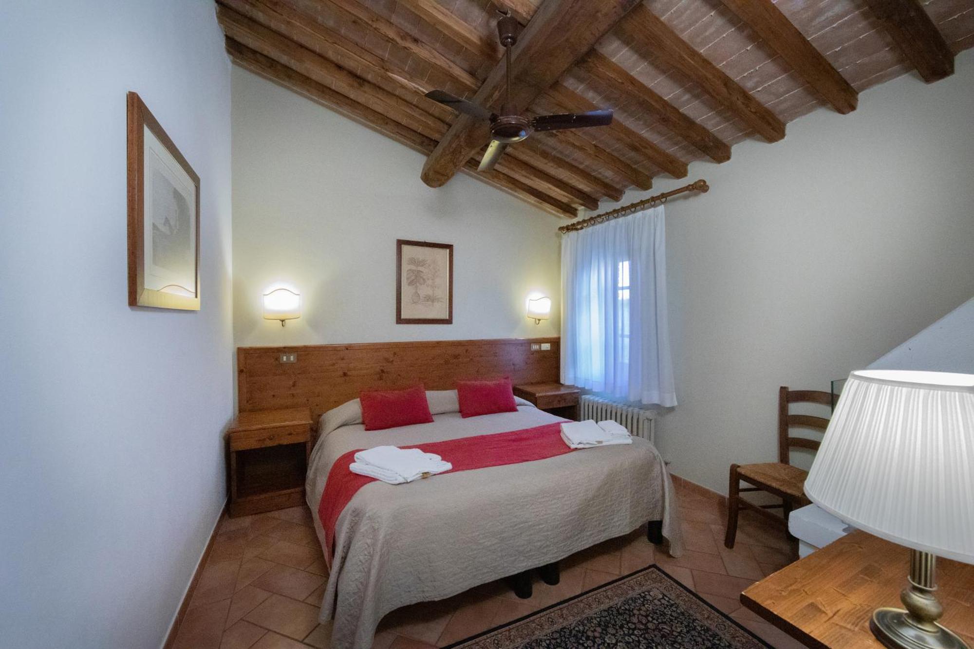 Tenuta Decimo - Il Borgo Di Mariano ซานจีมิญญาโน ภายนอก รูปภาพ